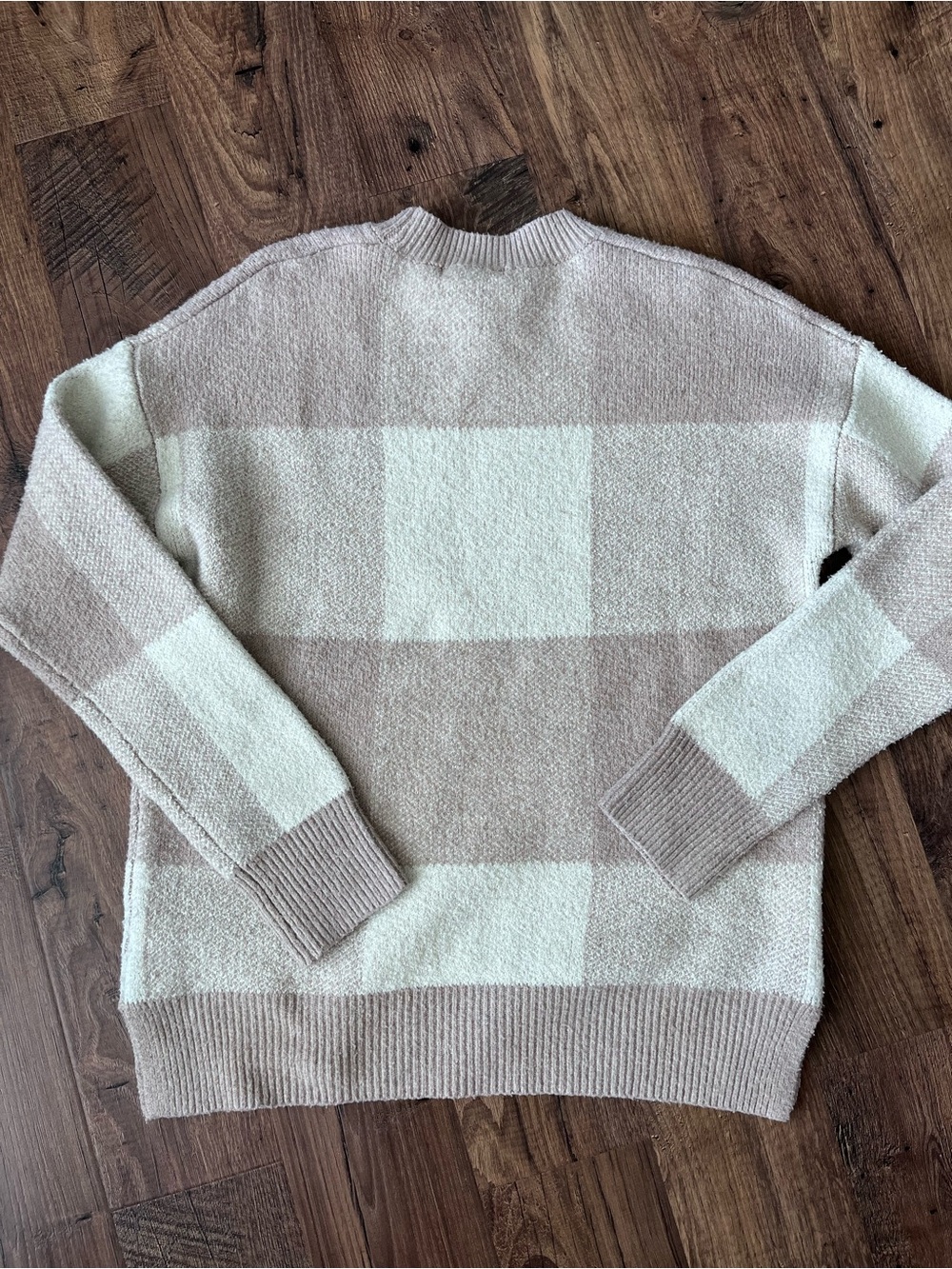 Christian Siriano Oatmeal and Cream Check Crewneck Gingham Sweater - Picture 3 of 3